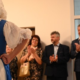 Zväčšiť fotografiu - Ďalšie nové nájomné byty slúžia obyvateľom kraja - 