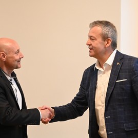 Zväčšiť fotografiu - Ďalšie nové nájomné byty slúžia obyvateľom kraja