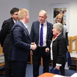 Zväčšiť fotografiu - Dodržiavanie európskej charty miestnej samosprávy posúdi rada európy - IMG_4853