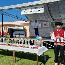 Zväčšiť fotografiu - 9.ročník olympiády seniorov prilákal až 300 súťažicich - 20230907_142138