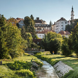 Zväčšiť fotografiu - Európske hlavné mesto kultúry 2023 je len na skok od trenčína - 39108b_e718ebd257f04552bc830e8ecda4c07f~mv2