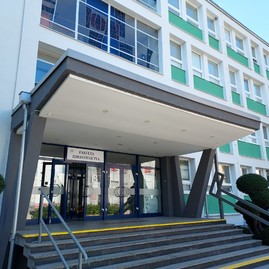 Zväčšiť fotografiu - Akadémia tretieho veku začala písať svoj 35. ročník - 20210914_131756