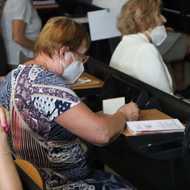 Zväčšiť fotografiu - Akadémia tretieho veku začala písať svoj 35. ročník - IMG_2088