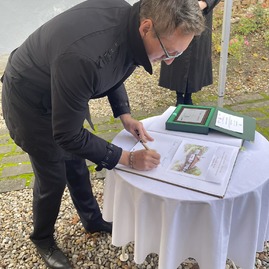 Zväčšiť fotografiu - Alexander dubček zomrel pred 30 rokmi - 6