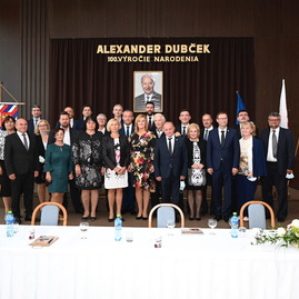 Zväčšiť fotografiu - Alexander dubček zomrel pred 30 rokmi - _RS24104