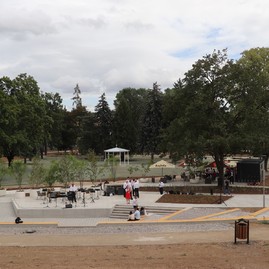 Zväčšiť fotografiu - Bánovce nad bebravou otvorili park, dohňany žili cyrilometodskými slávnosťami
