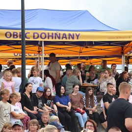 Zväčšiť fotografiu - Bánovce nad bebravou otvorili park, dohňany žili cyrilometodskými slávnosťami