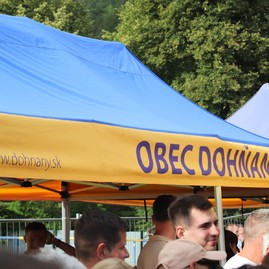 Zväčšiť fotografiu - Bánovce nad bebravou otvorili park, dohňany žili cyrilometodskými slávnosťami