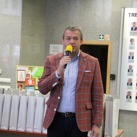 Brány piateho vianočného trhoviska na župnom úrade sa uzavreli - IMG_1936