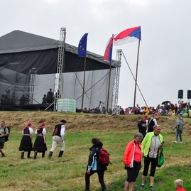 Zväčšiť fotografiu - Bratstvo čechov a slovákov oslávili na veľkej javorine - _DSC0360