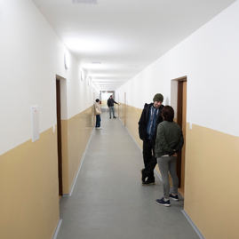 Zväčšiť fotografiu - Bývalý majetok kraja našiel zmysluplné využitie - 20220331_STARA_TURA_byty_042w