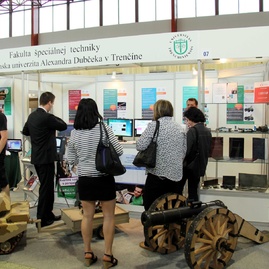 Cena techfórum pre študentov trenčianskej univerzity - Bez názvu - 15