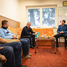 Zväčšiť fotografiu - Cestári dostali užitočný trojkráľový darček - TSK_vyjazd_06_25_mini-47