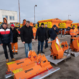Zväčšiť fotografiu - Cestárom bude počas zimnej údržby pomáhať nová technika - 20211213_TN_TSK_SC_039w