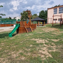 Zväčšiť fotografiu - Cez víkend sa prestrihávali pásky i oslavovali výročnice - 20230826_104924