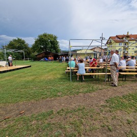 Zväčšiť fotografiu - Cez víkend sa prestrihávali pásky i oslavovali výročnice - 20230826_124321