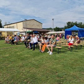 Zväčšiť fotografiu - Cez víkend sa prestrihávali pásky i oslavovali výročnice - 20230826_144112
