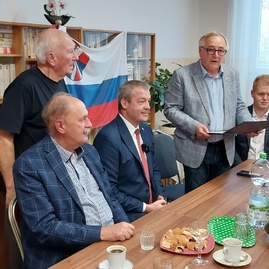 Zväčšiť fotografiu - Členská základňa novomestských protifašistických bojovníkov bilancovala - 3