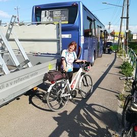 Zväčšiť fotografiu - Cyklobusy počas sezóny previezli 210 bicyklov - 62258409_2308731389341964_2865953632770064384_n