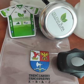 Zväčšiť fotografiu - Cyklobusy počas sezóny previezli 210 bicyklov - darceky