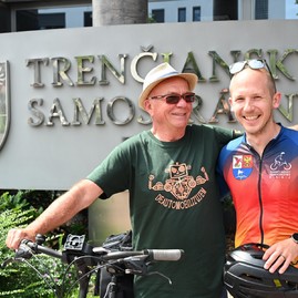 Zväčšiť fotografiu - Ďakujeme za spoluprácu a tešíme sa na rok 2026