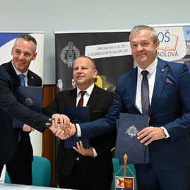 Zväčšiť fotografiu - Ďakujeme za spoluprácu a tešíme sa na rok 2026