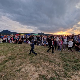 Zväčšiť fotografiu - Ďalší život zachraňujúci prístroj odovzdaný županom - 20230901_191439