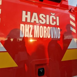Zväčšiť fotografiu - Ďalší život zachraňujúci prístroj odovzdaný županom - 20230901_190559
