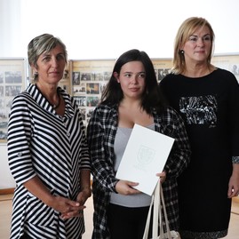Zväčšiť fotografiu - Ďalšou aktivitou si uhrovec uctil jedného zo svojich významných rodákov - IMG_3267