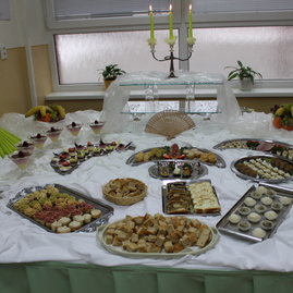 Deň otvorených dverí soš obchodu a služieb v púchove navštívili budúce gastronomické elity, kaderníčky i podnikatelia - 44_DOD 2019