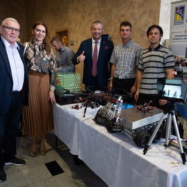 Zväčšiť fotografiu - Deň otvorených dverí v obrazoch - 20221010_TSK_DOD_241w
