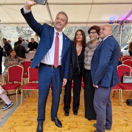 Zväčšiť fotografiu - Deviatym držiteľom beckovského slnka je prvý kozmonaut - 20230607_190016