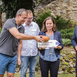 Zväčšiť fotografiu - Dnes si pripomíname slávnych slovanských vierozvestcov - Archívna foto TSK - Skalka nad Váhom