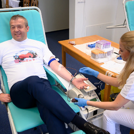 Do jarnej kvapky krvi tsk sa zapojili župné stredné školy aj organizácie, premiérovo i slovenská pátracia služba - 20190529_TSK_Kvapka_krvi_023w