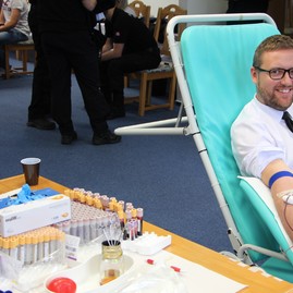 Do jarnej kvapky krvi tsk sa zapojili župné stredné školy aj organizácie, premiérovo i slovenská pátracia služba - IMG_3865