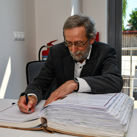 Zväčšiť fotografiu - Do konca mesiaca prijímame nominácie na výnimočné osobnosti kraja - DSC_5829