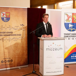 Zväčšiť fotografiu - Do konca septembra zbierame nominácie na najvyššie ocenenie kraja - 20240325_TN_Verejne_uznania_TSK_103w