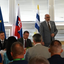 Zväčšiť fotografiu - Do okresov púchov a ilava pôjde viac ako 2 mil. eur, rozhodla o tom vláda na svojom výjazdovom rokovaní