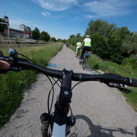 Zväčšiť fotografiu - Do práce na bicykli bude v župných farbách jazdiť rekordných 40 zamestnancov - 20210601_TN_dopracenabicykli_064w