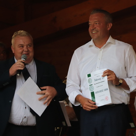 Zväčšiť fotografiu - Do výbavy dobrovoľných hasičov z vrchteplej pribudol defibrilátor - IMG_2724