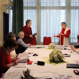 Zväčšiť fotografiu - Do života v kraji sa seniori môžu zapojiť ešte aktívnejšie - Rokovanie JDS_TSK marec (3)
