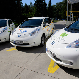 Dobiť baterky môžete už aj v považskej bystrici za menej ako pol hodinu - 20170802_PB_rychlonabijacka_elektromobil_003r
