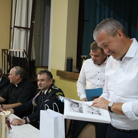 Zväčšiť fotografiu - Dobrovoľní hasiči z pružiny oslávili výnimočné jubileum - IMG_0837
