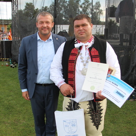 Dobrý guláš rozvoniaval na myjavských kopaniciach, trenčianska turná uviedla do života monografiu a obec košeca ďakovala svojim občanom - IMG_0848