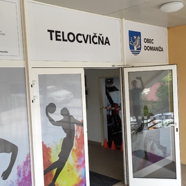 Zväčšiť fotografiu - Domaniža sa dočkala! po dvoch desaťročiach má modernú telocvičňu - IMG_20220903_140821