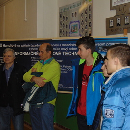 Dvere svojim budúcim študentom otvorila aj soš handlová - DSC02993
