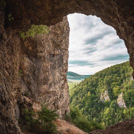Zväčšiť fotografiu - Dvojnásobné striebro pre kalendáre župy - 11 november