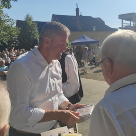 Zväčšiť fotografiu - Dychová hudba textilanka z trenčína oslávila pol storočie, ocenili aj zakladajúcich členov - IMG_20220724_172105