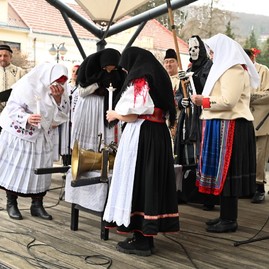 Zväčšiť fotografiu - Fašiangy v trenčianskych tepliciach