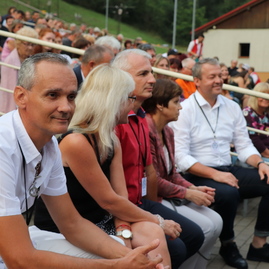 Zväčšiť fotografiu - Folklór opäť po roku spojil dva bratské národy - IMG_0843